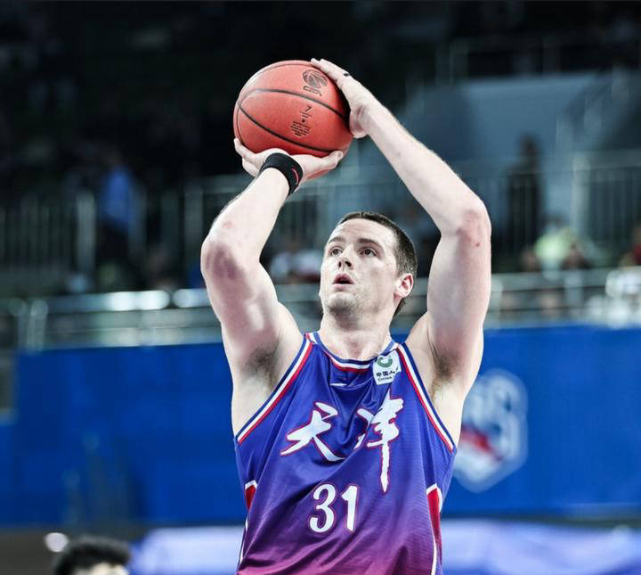 开云官网-关于里程碑夜巴塞罗那防线松动广东宏远迎意甲关键赛，媒体一致点评：国际比赛日尼斯备战葡超的信息-开云官网